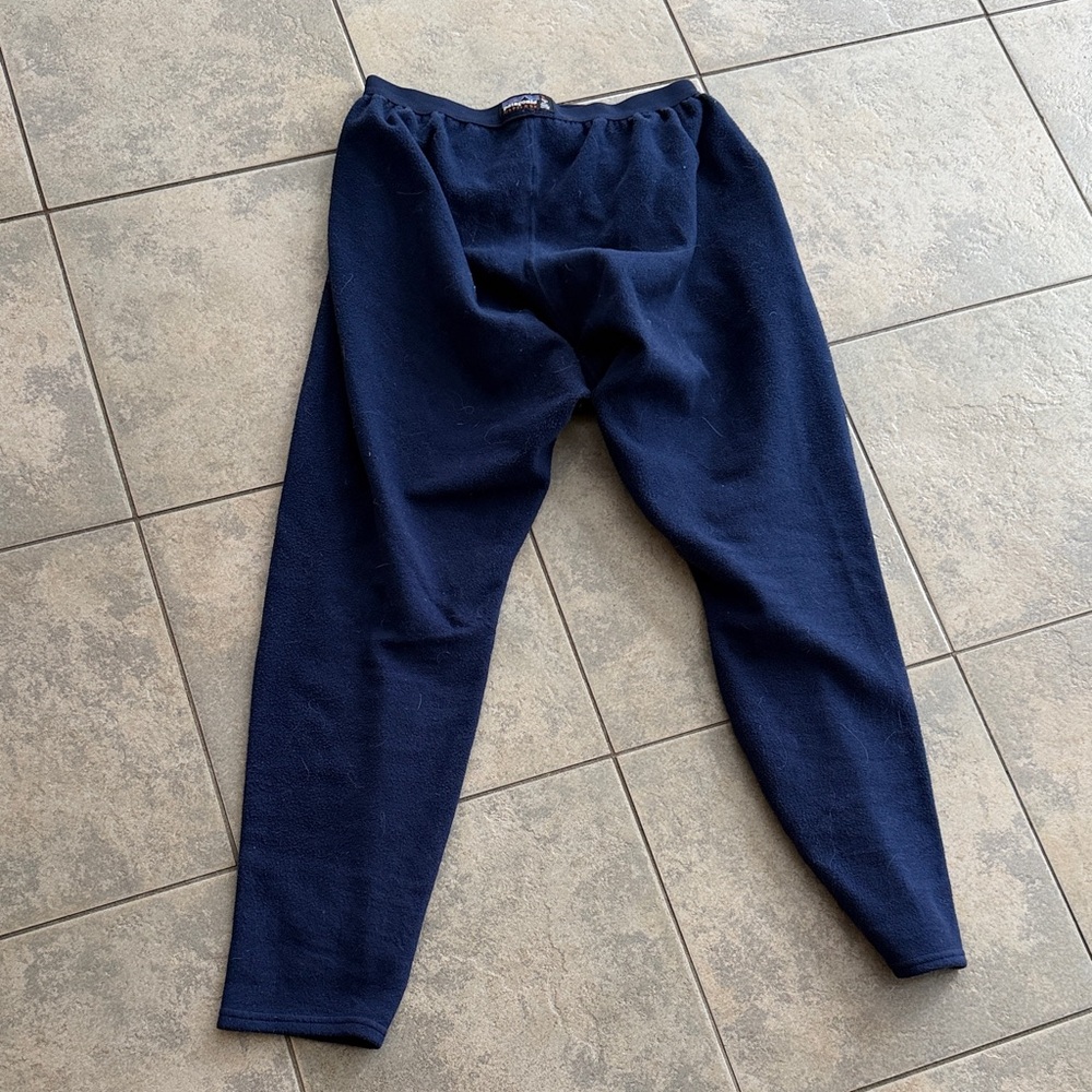 Patagonia Men's Navy Blue fleece long under ware